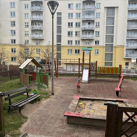 Klimatyzacja - Przy Centrum Onkologii Klinice Novum Dla Pary Badz 4 Osob Варшава Екстериор снимка