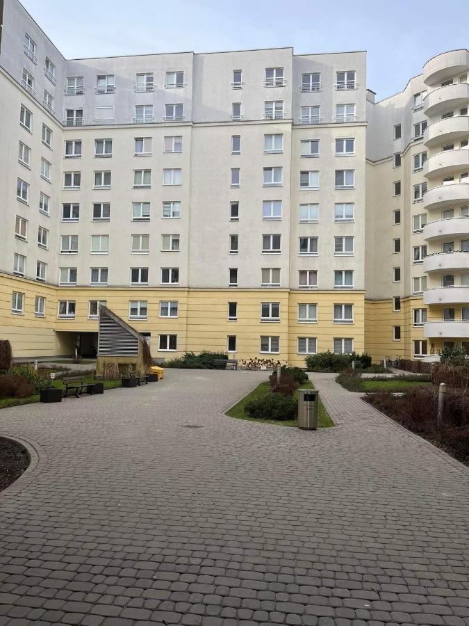 Klimatyzacja - Przy Centrum Onkologii Klinice Novum Dla Pary Badz 4 Osob Варшава Екстериор снимка
